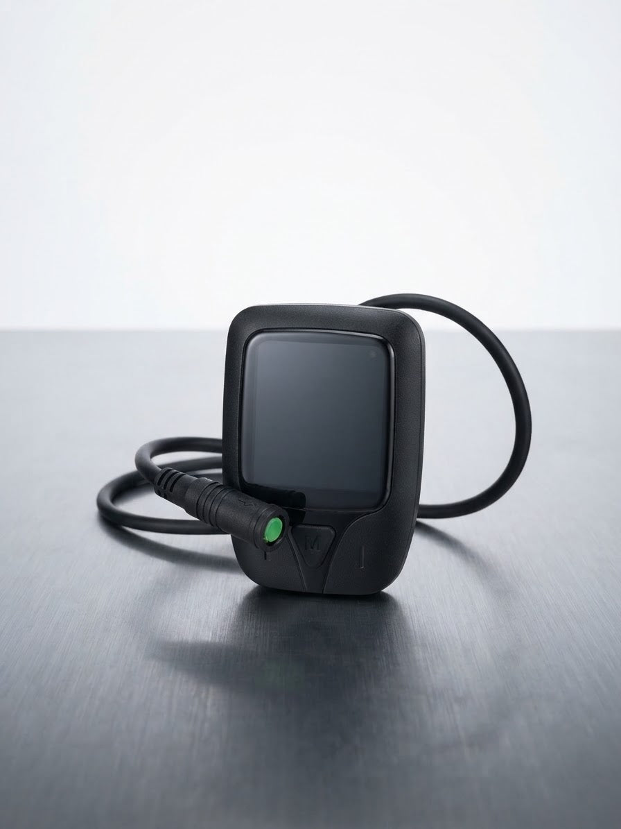 Pantalla LCD para bicicleta eléctrica negra con botón verde y cable